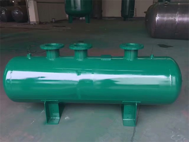 1679991473376569.jpeg 信宜信宜信宜蒸汽分气缸1.jpeg